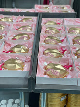 Load image into Gallery viewer, Chocolate GEO Heart Workshop