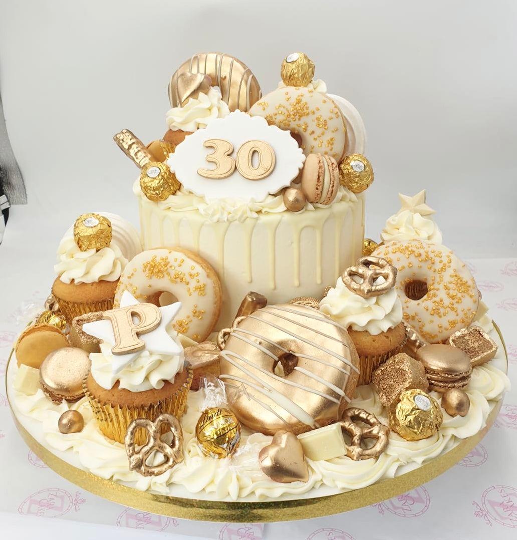 Golden EXTRA Overloaded Cake
