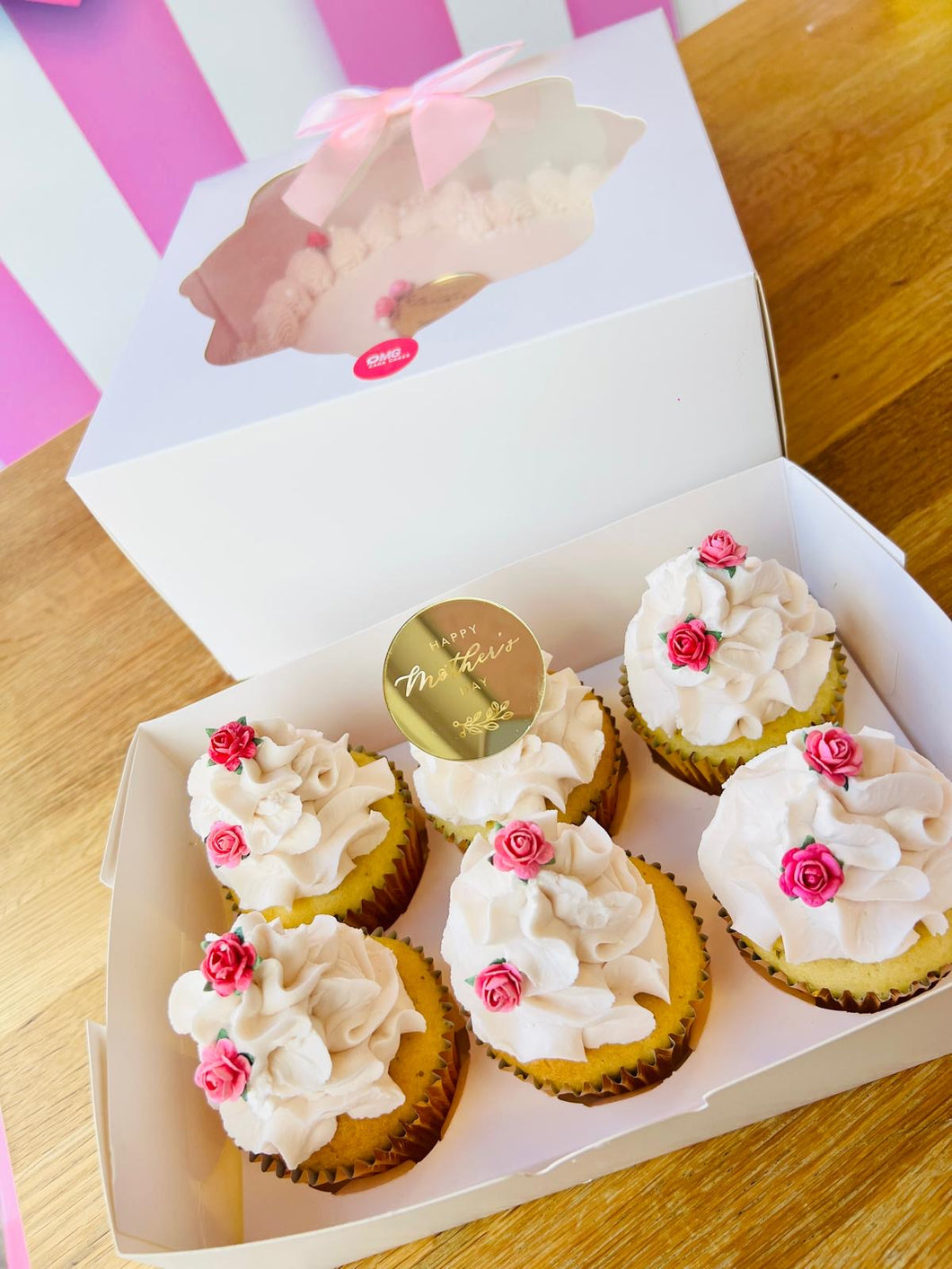 Mother's Day Roses Cupcakes
