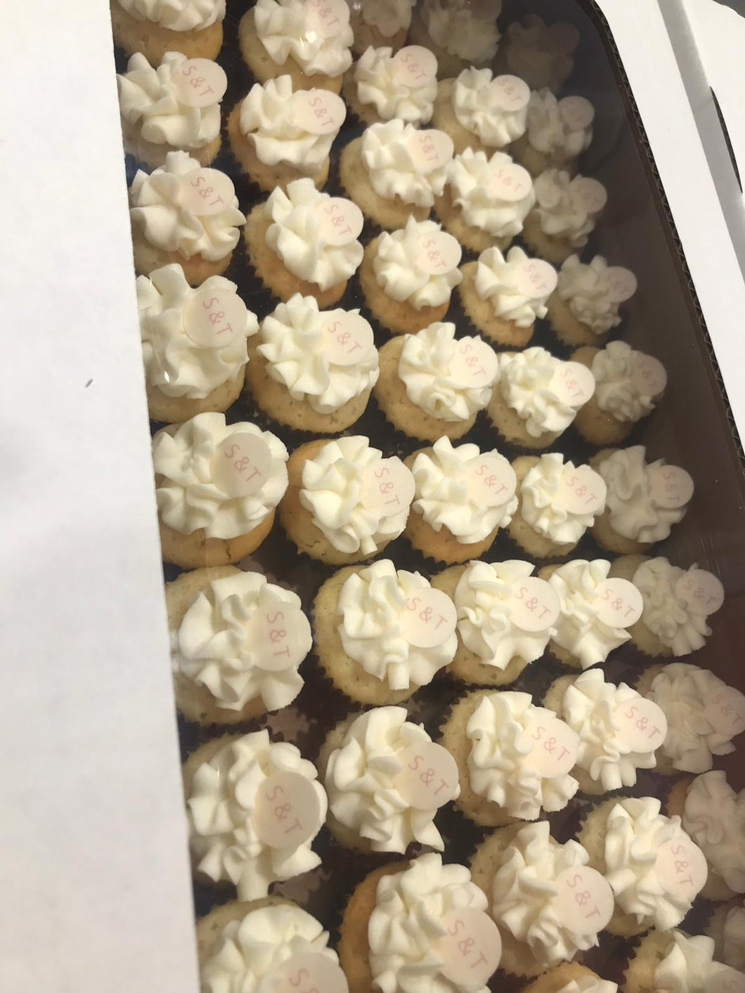 Wedding Mini Cupcakes