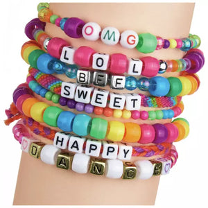 SUMMER HOLIDAY - Kids Friendship Bracelet Making