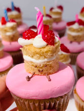 Load image into Gallery viewer, Jellycat Theme Cupcake Workshop
