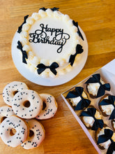 Load image into Gallery viewer, Lambeth Cake Bundle Red
