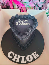 Load image into Gallery viewer, Vintage Piped Any Occasion Heart Cake
