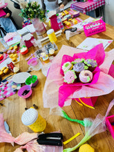 Load image into Gallery viewer, Cupcake Bouquet Workshop - Adults
