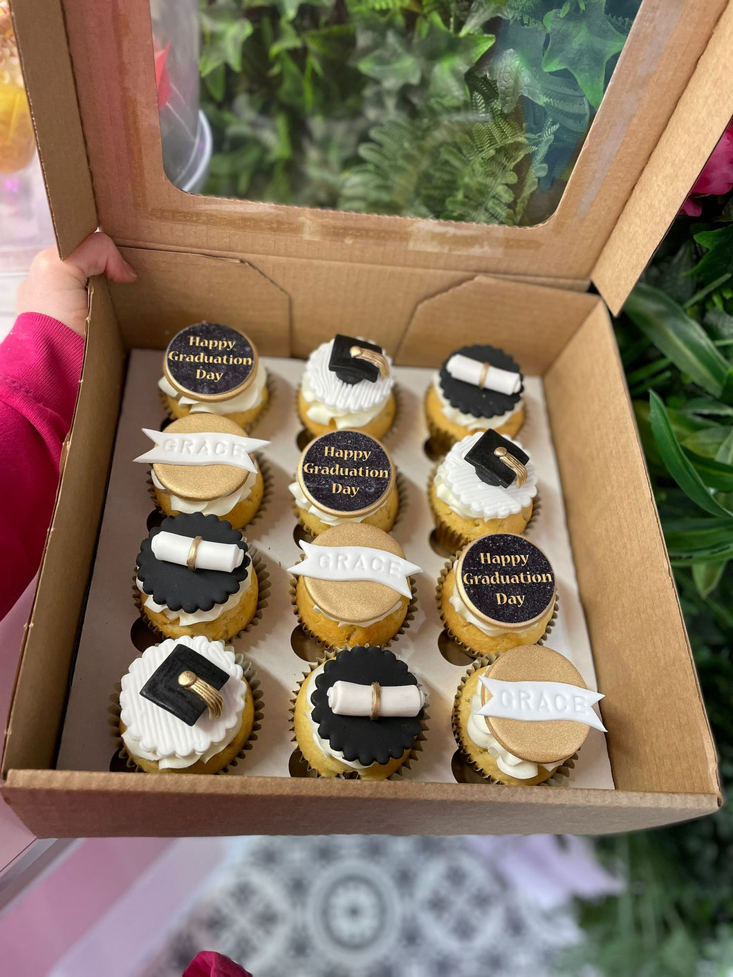 Graduation Cupcake Gift Box