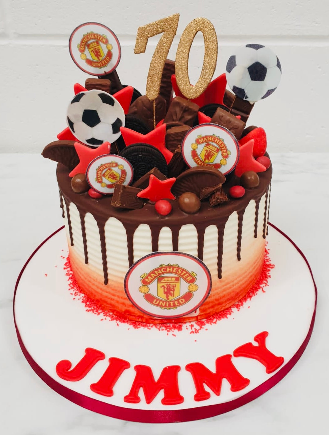 Manchester United Drip Birthday Cake – Zara Cakes