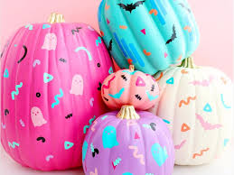 HALLOWEEN PUMPKIN PAINTING WORKSHOP