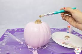 HALLOWEEN PUMPKIN PAINTING WORKSHOP