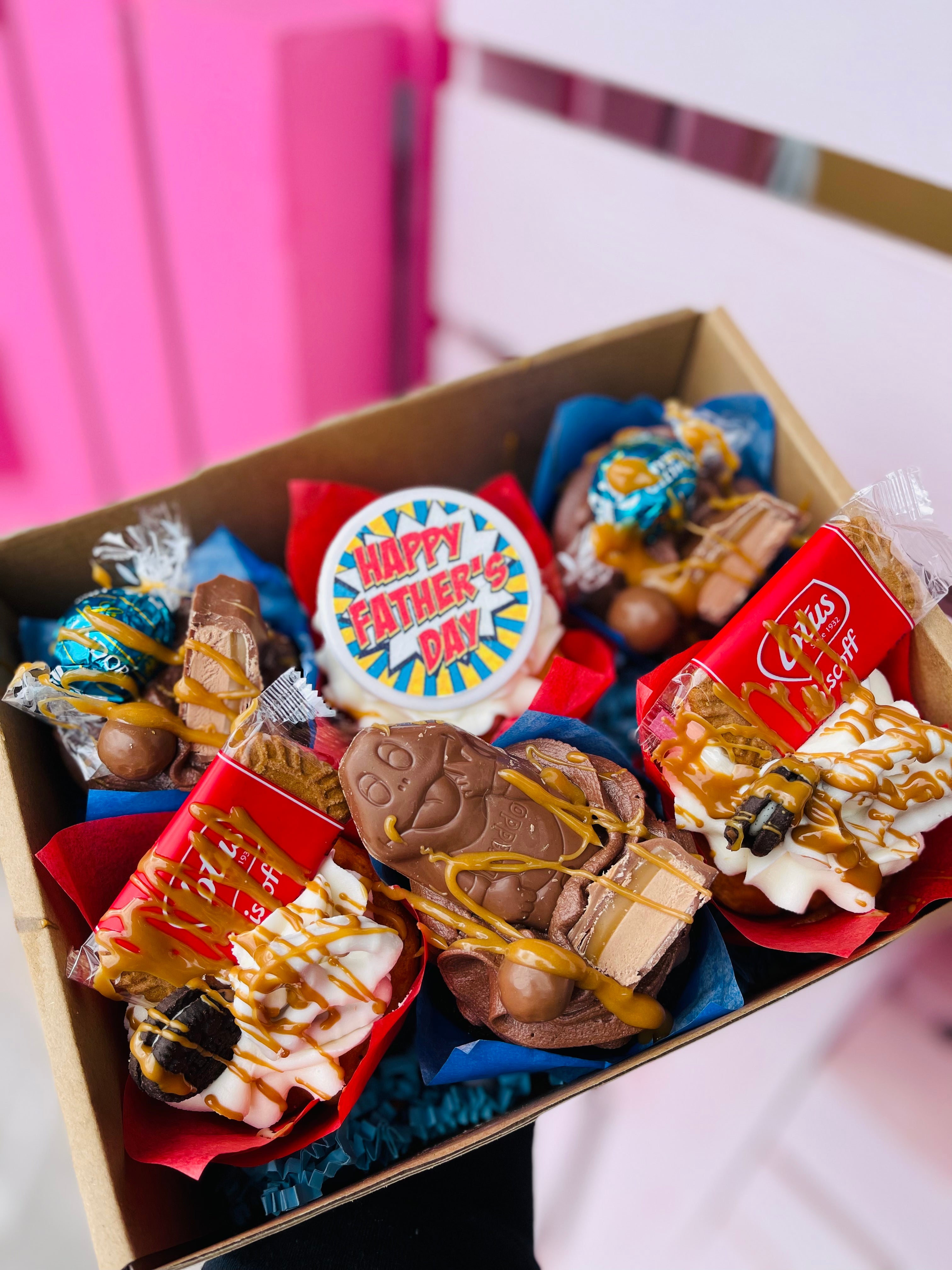 Fathers Day Personalised Frame Cupcakes – Zara Cakes