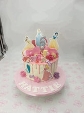 Load image into Gallery viewer, Spiderman Themed drip cake
