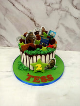 Load image into Gallery viewer, Sonic the Hedgehog Themed drip cake
