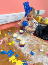 Load image into Gallery viewer, Easter (Half Term) Cupcake Workshop
