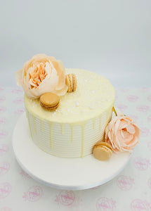 Buttercream & Flowers Cake