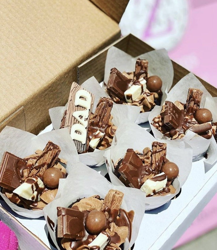 6 Overload Chocolate Cupcakes