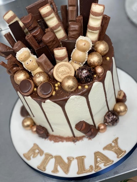 Kinder Bueno 1 Tier Birthday Cake